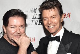 Ricky Gervais recalls working with David Bowie on ‘Extras’: “One of the best days of my life”