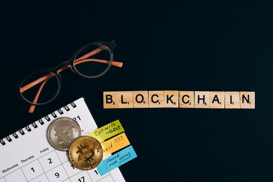 What is Blockchain: Everything You Need to Know (2022)