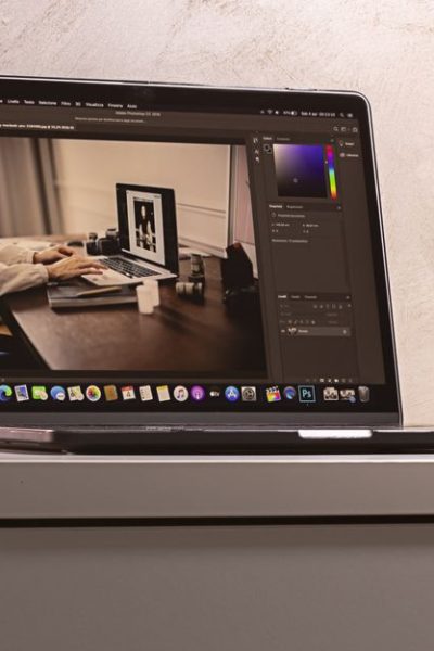 Which MacBook to Buy (2026): Neo, Air, or Pro?