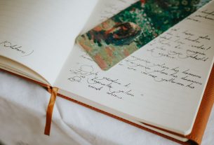 Why did this journal retract two 1940s papers by Max Planck?