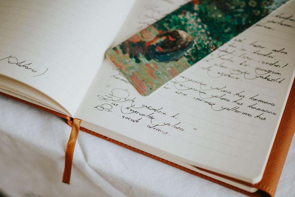 Why did this journal retract two 1940s papers by Max Planck?