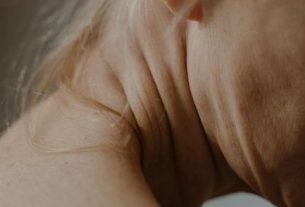 Extra Skin? 9 Exercises for A Sagging Neck