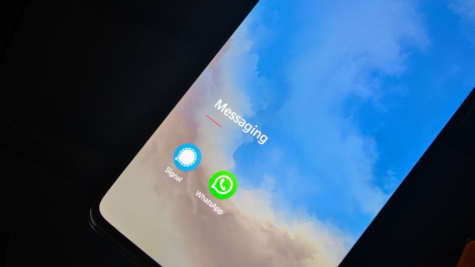 US offers  million for info on group behind Signal and WhatsApp hacking spree