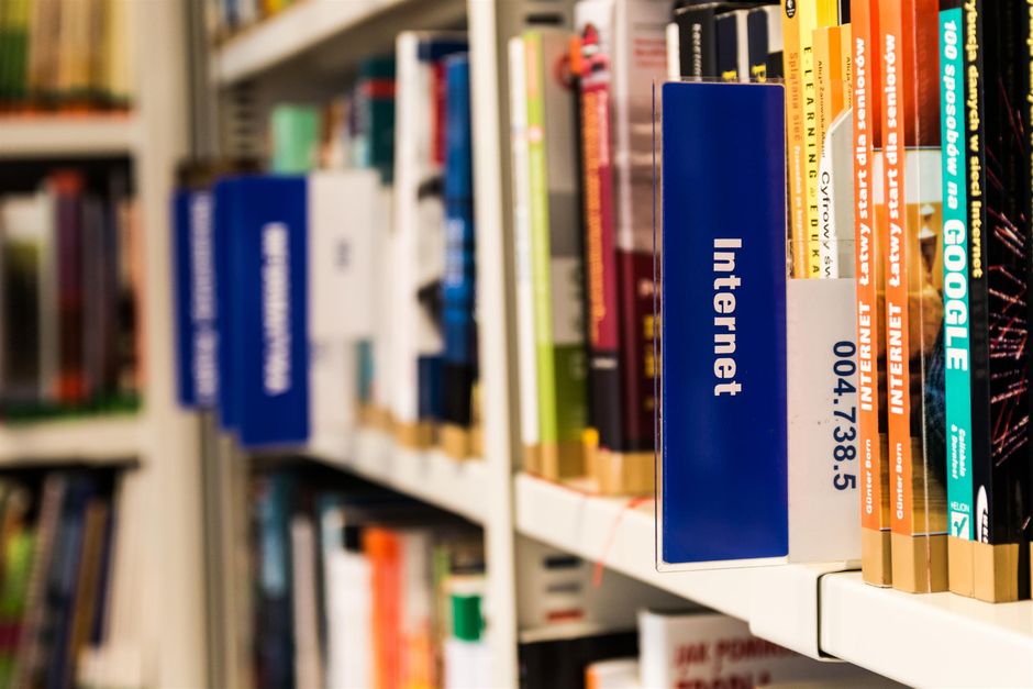 FCC may kill B program that connects schools and libraries to Internet