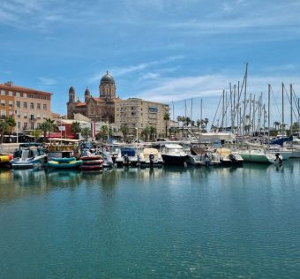 Where to Eat, Stay, and Drink Rosé in Saint-Tropez This Summer—Before The White Lotus Crowds Arrive