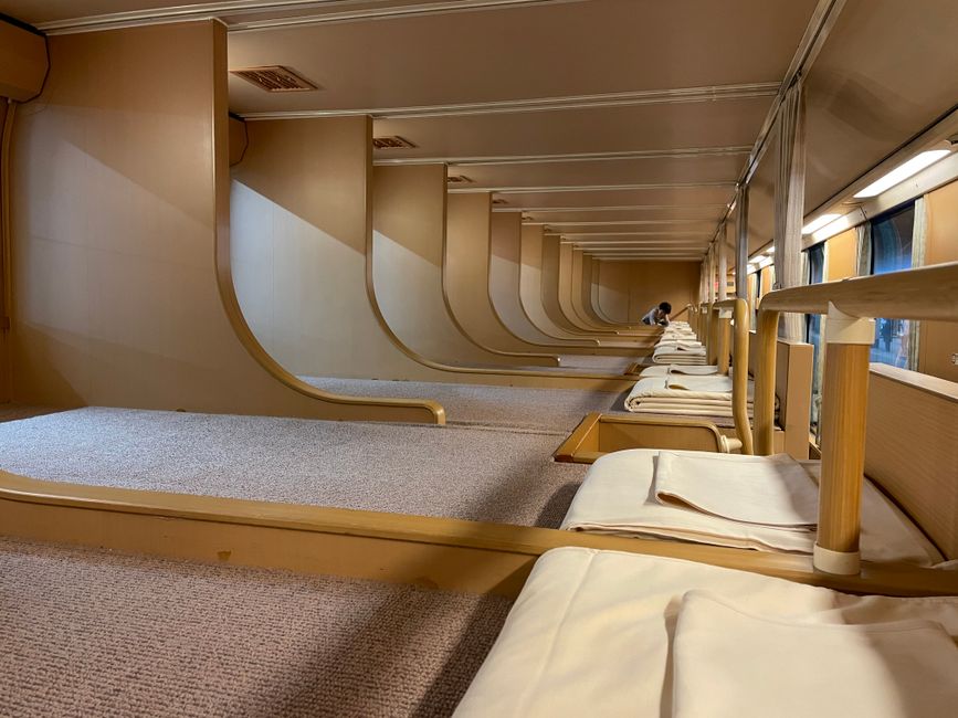 Eight Sleep Pod 5 Review: The Smartest, Nosiest Bed You Can Buy